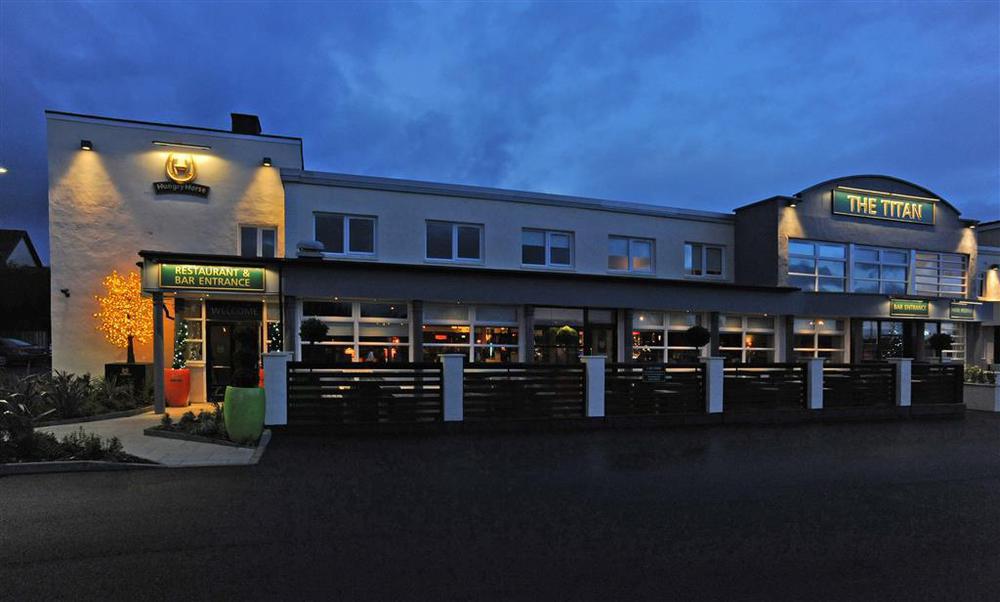 The Titan Hotel Clydebank Luaran gambar