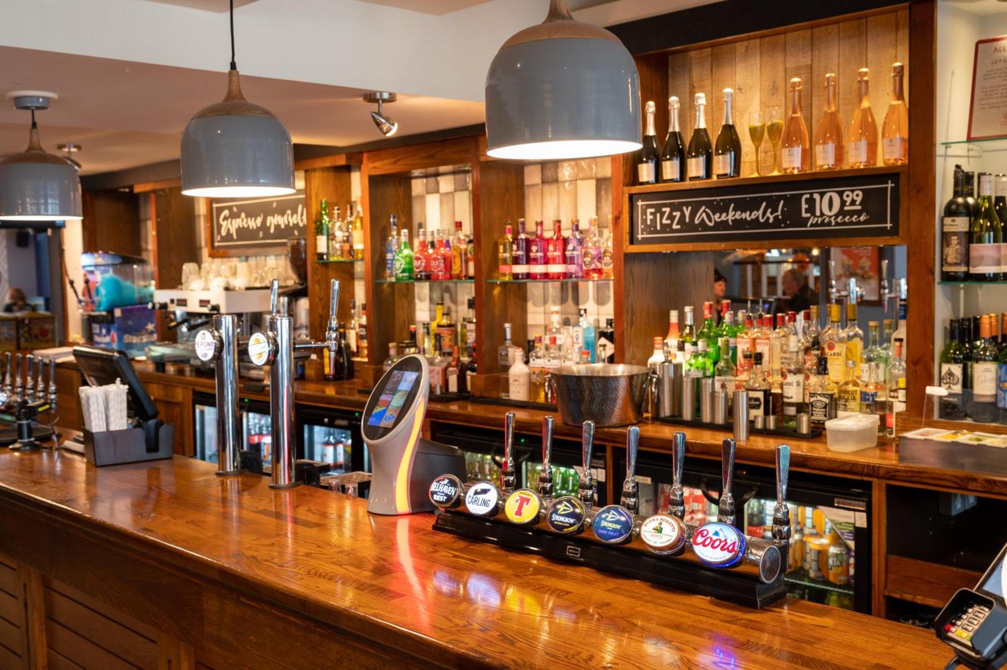 The Titan Hotel Clydebank Luaran gambar