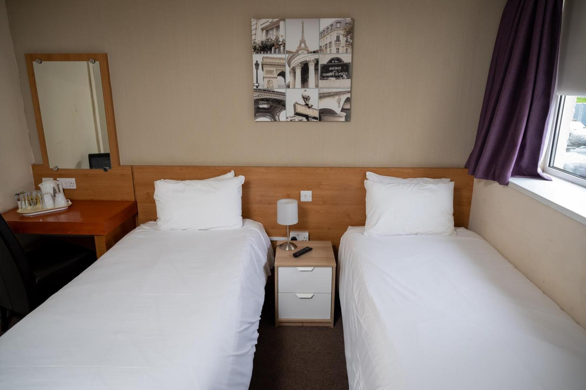 The Titan Hotel Clydebank Luaran gambar