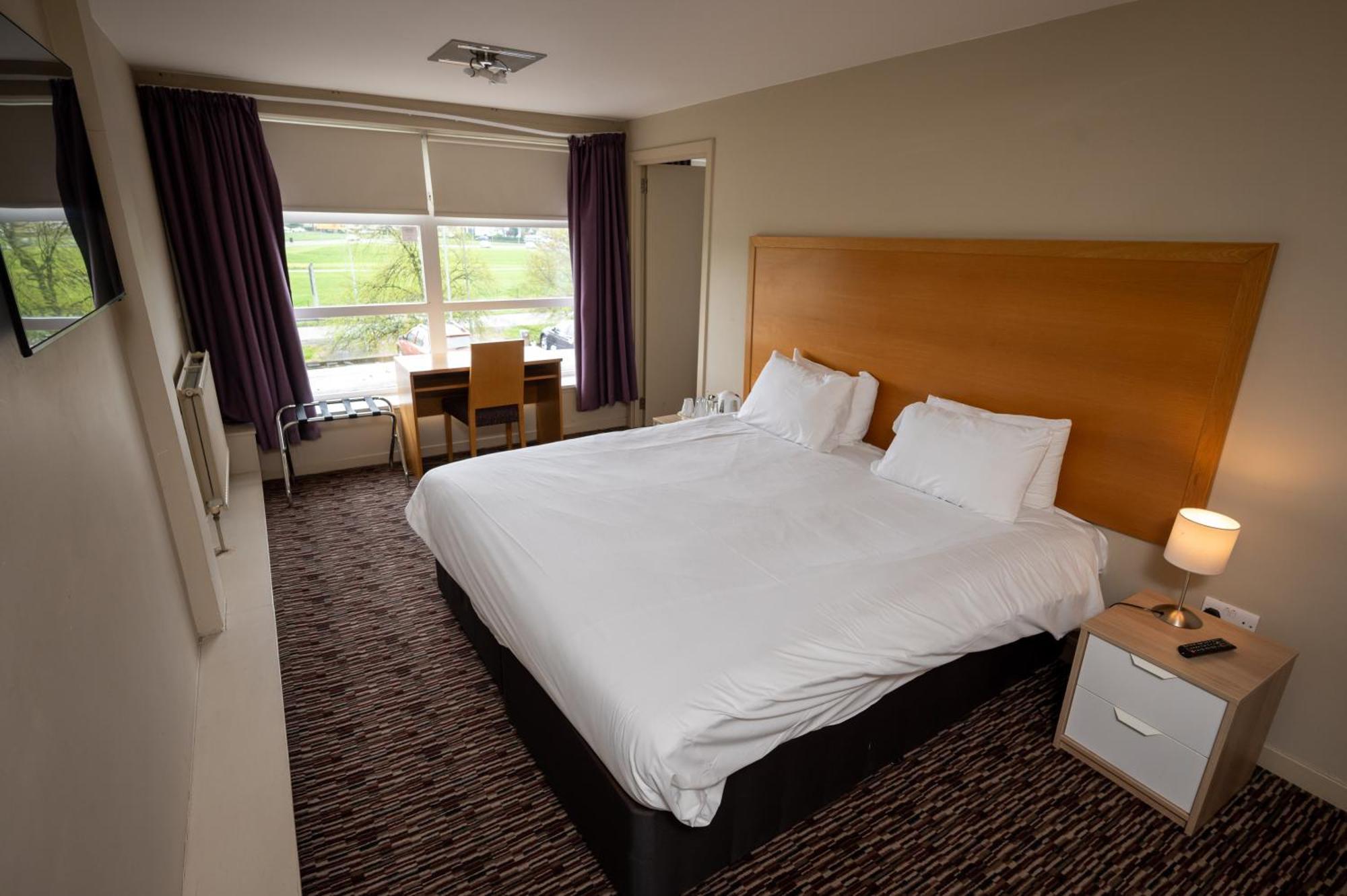 The Titan Hotel Clydebank Luaran gambar